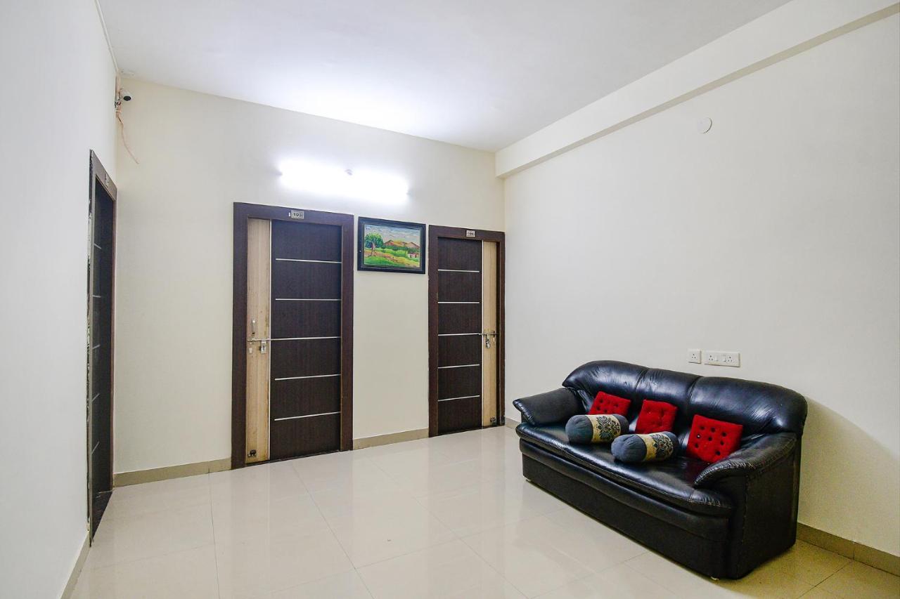 OYO 81468 Deepak Residency 2 Hotel Bārang Buitenkant foto