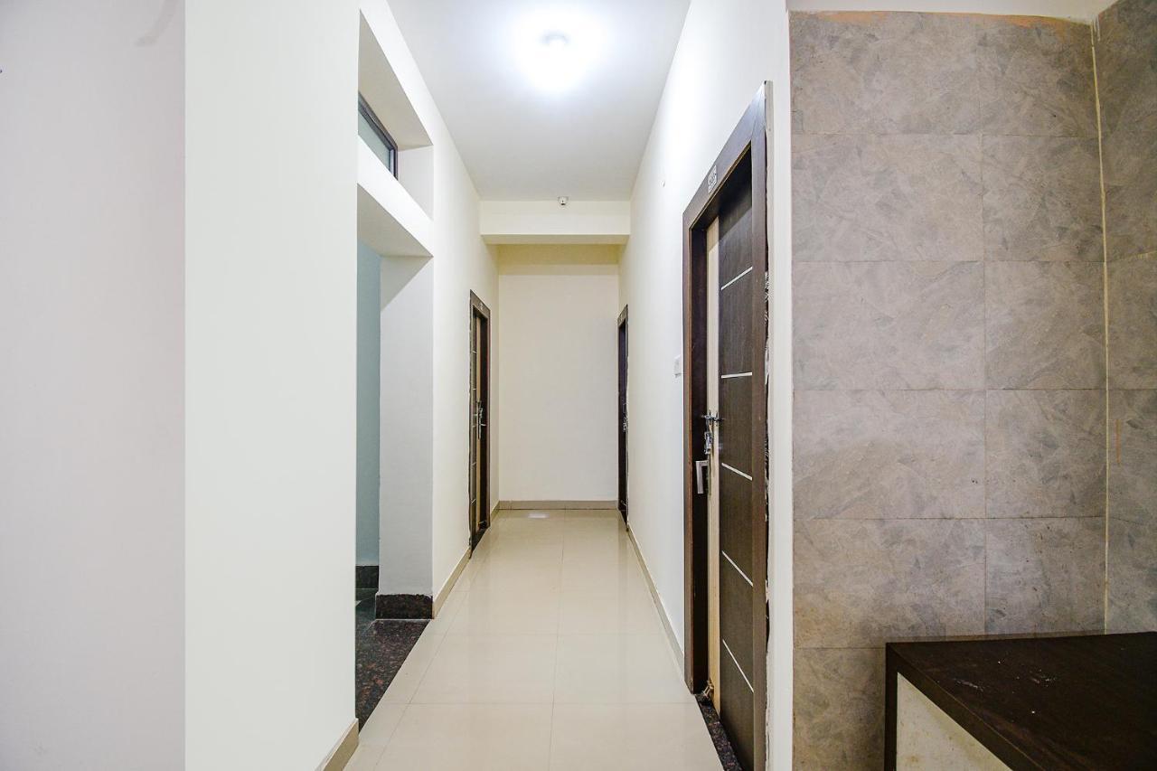 OYO 81468 Deepak Residency 2 Hotel Bārang Buitenkant foto