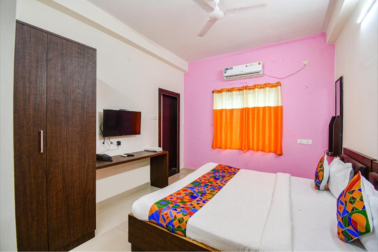 OYO 81468 Deepak Residency 2 Hotel Bārang Buitenkant foto