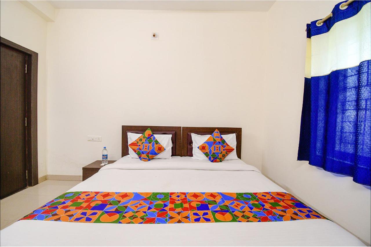OYO 81468 Deepak Residency 2 Hotel Bārang Buitenkant foto