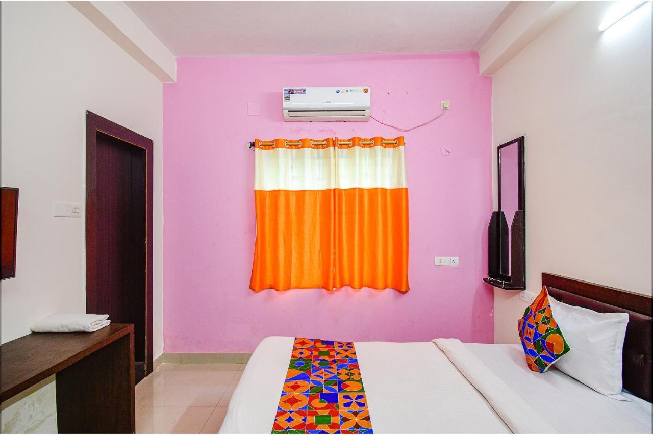 OYO 81468 Deepak Residency 2 Hotel Bārang Buitenkant foto